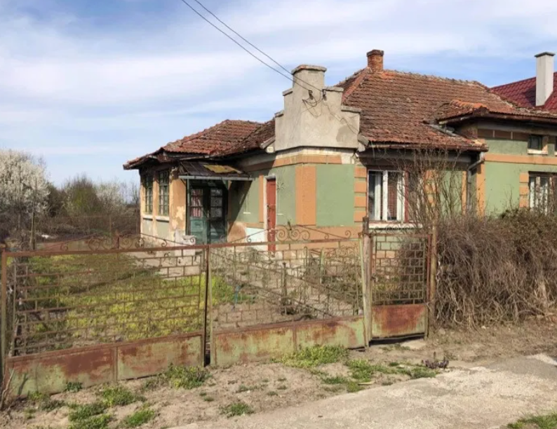 Casa de vanzare in Petin